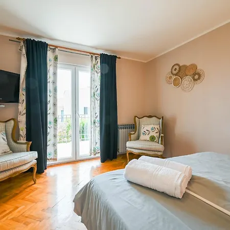 Appartement Stela Borik *